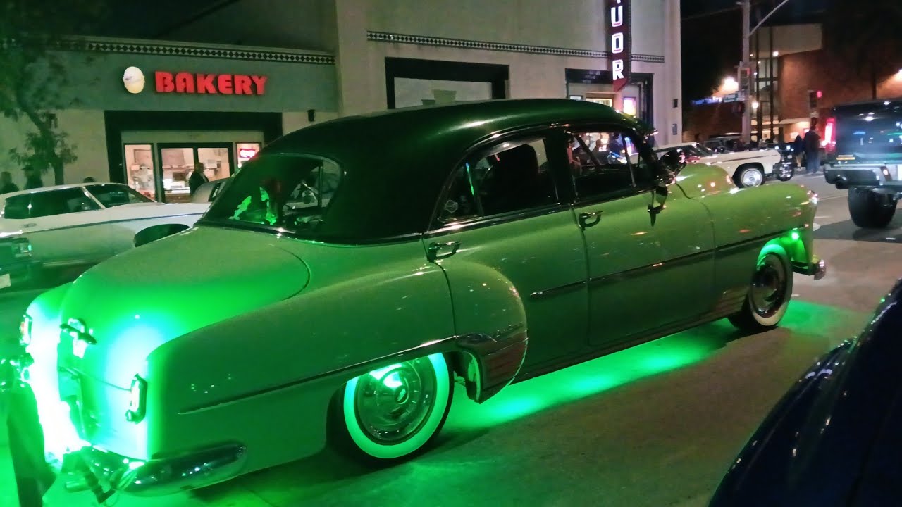 UPTOWN WHITTIER LOWRIDER FRIDAY CRUISE NIGHT 🌇