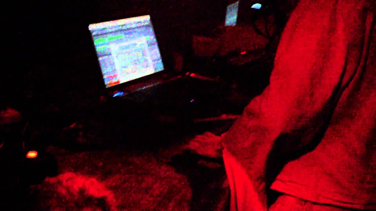 Part1 White Fear @ ELECTRONIC FIGHT NIGHT 25.10.2013  (Waschhaus Potsdam)