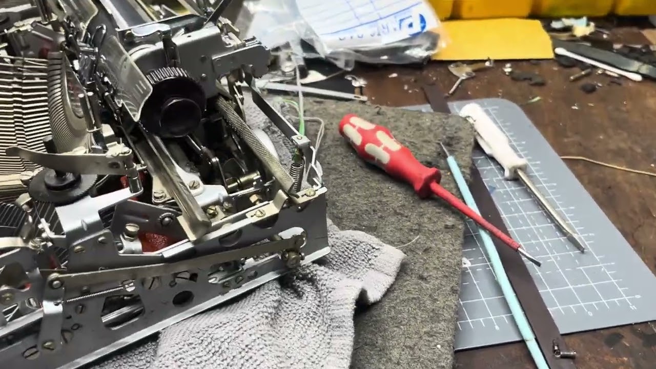 Part 3: COMPLETE Olympia SM3 Service/Set Up Guide- Carriage Adjustments/ Ring and Cylinder