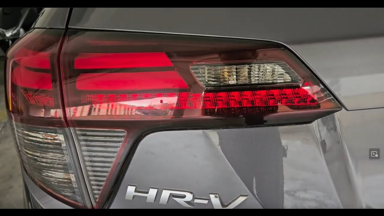 Trocar luz de Ré Honda HR-V 2020