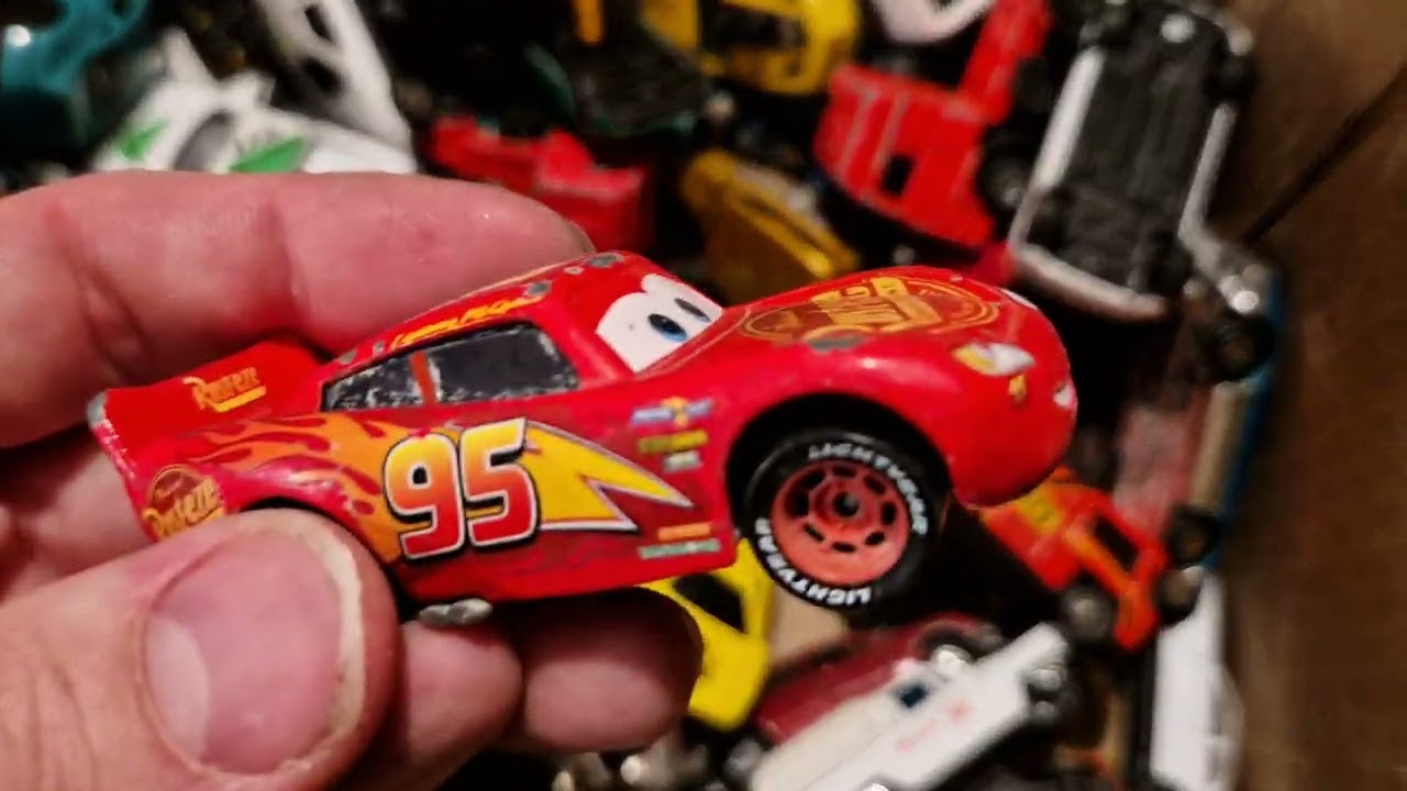 Ouverture de colis surprise à 5 et 10 euros - Contenu Majorette, Hotwheels, Norev, Matchbox 