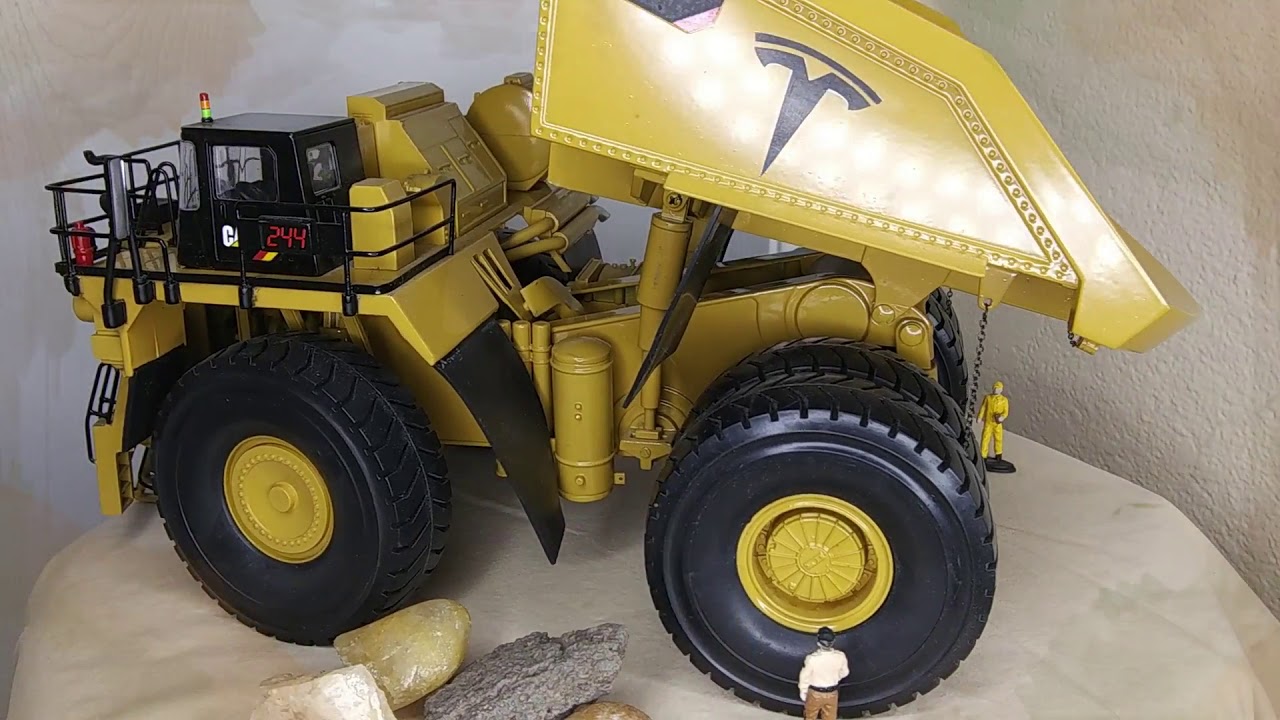 CATERPILLAR MT4400D Scale 1:50 Mining Truck
