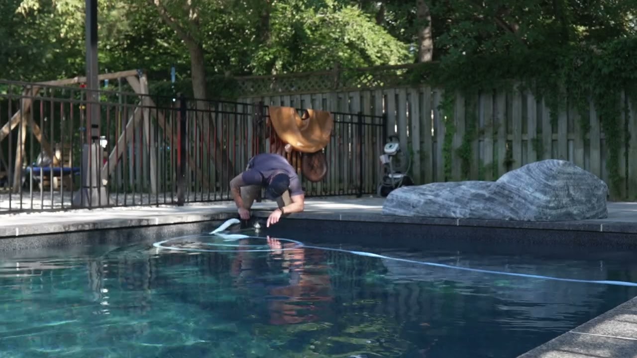 Removing Water From Behind A Vinyl Liner