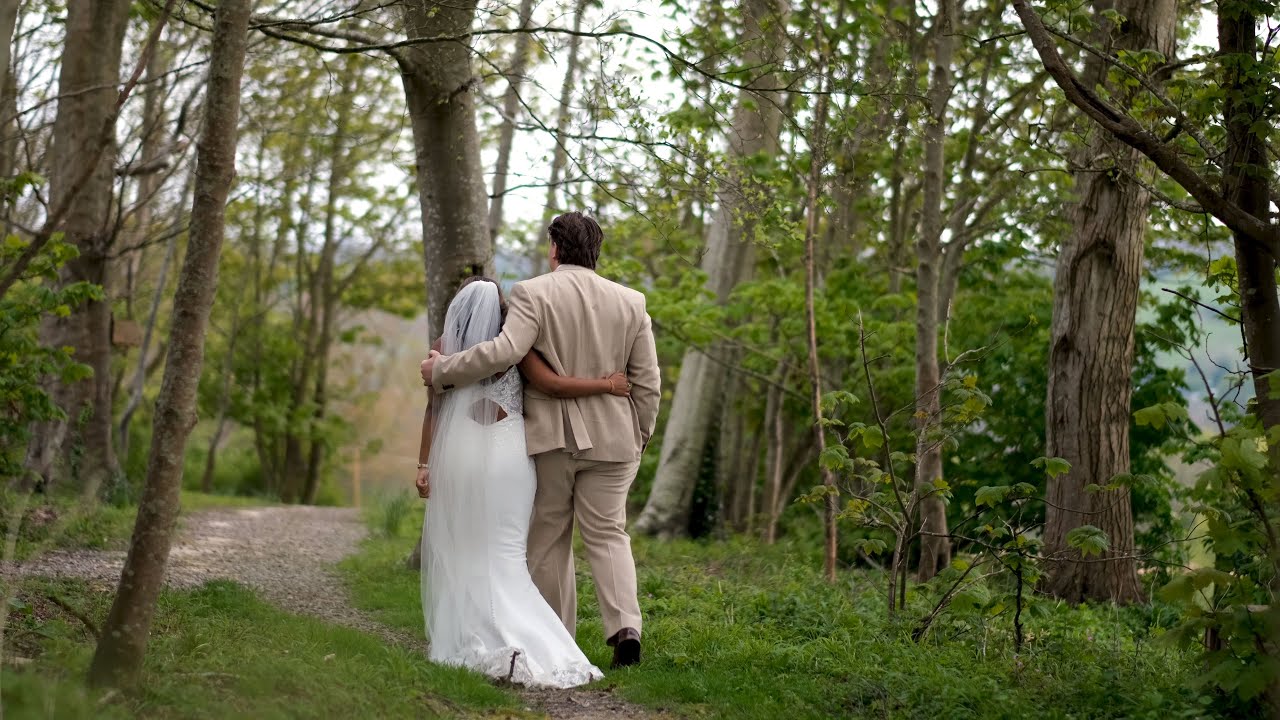 Alex & Mugi | Wedding Highlights | Cissbury Barns, Worthing