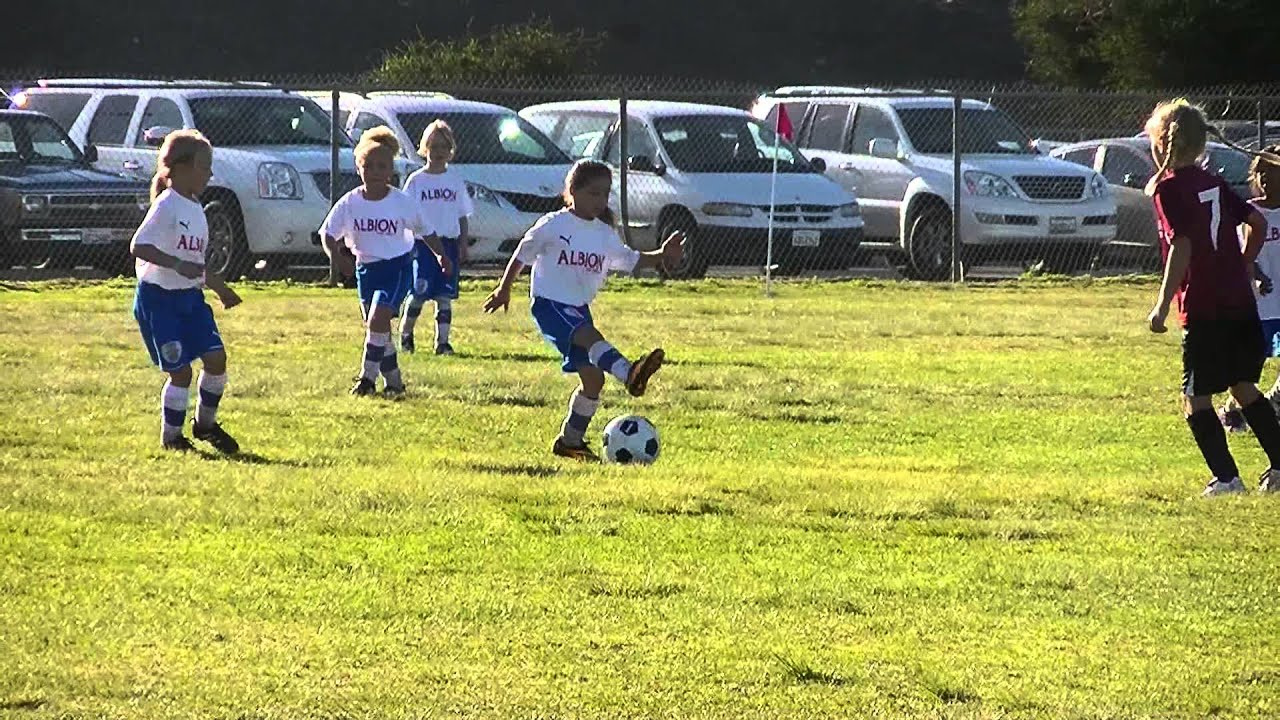 Melanie Barcenas First Club Season