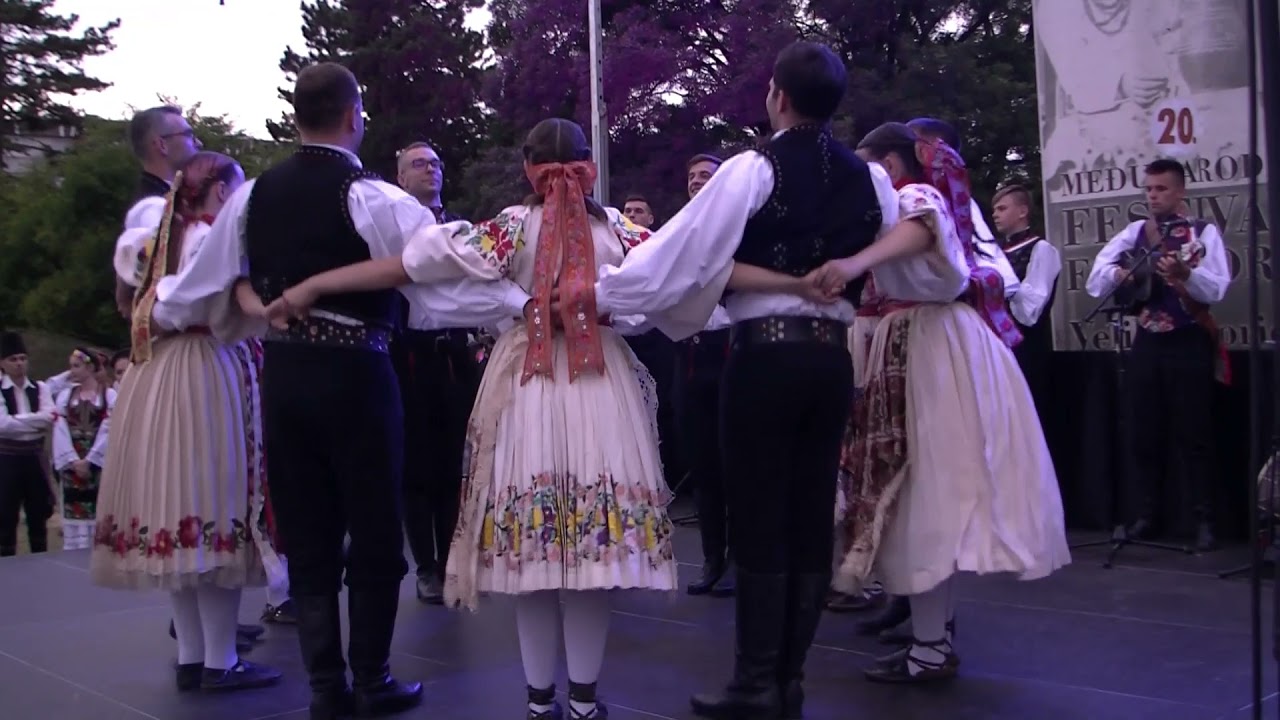 Folklorni ansambl ¨ Turopolje 