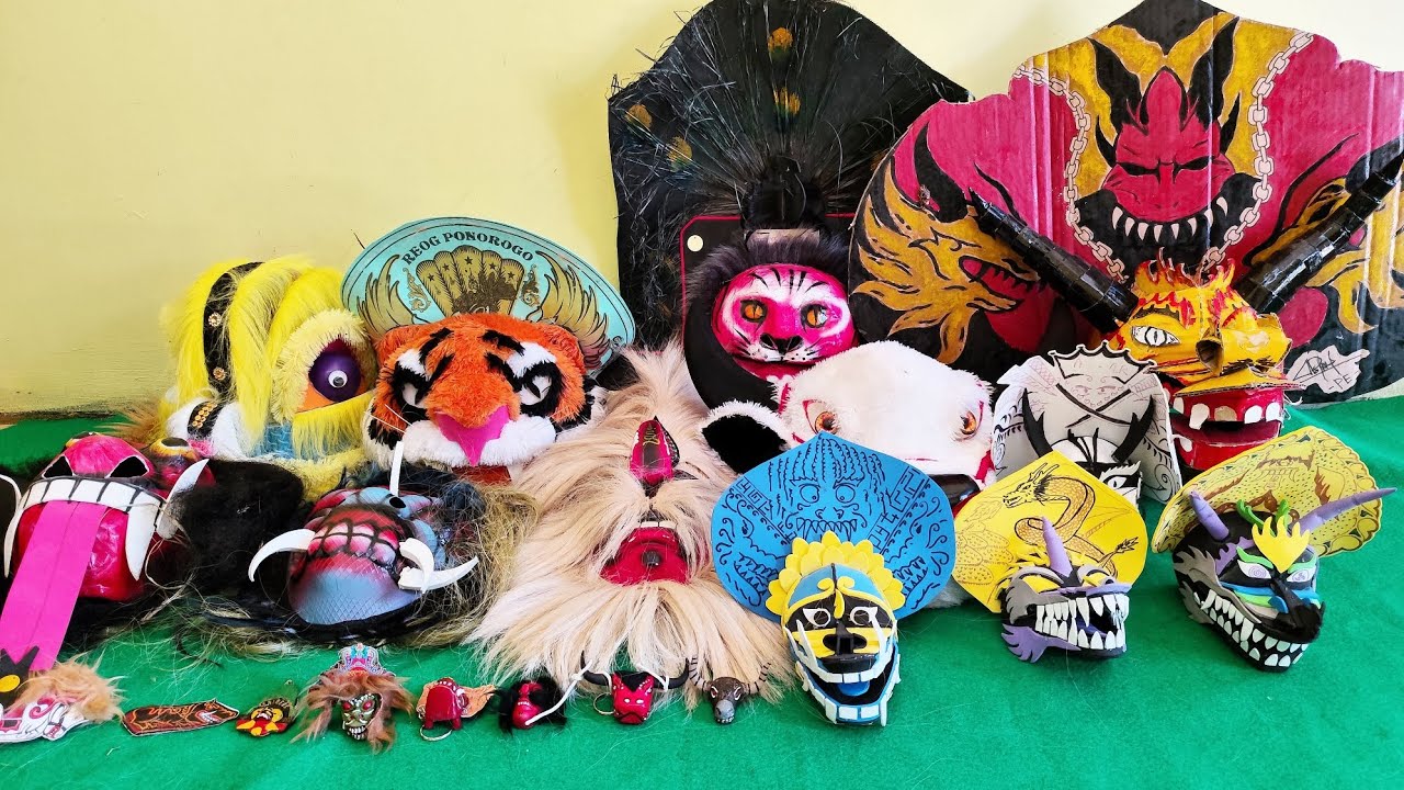WOW ADA BANYAK SEKALI BARONGAN GAES. AYO KITA MAINKAN. BARONGAN DEVIL, MAKANAN, BUJANG GANONG