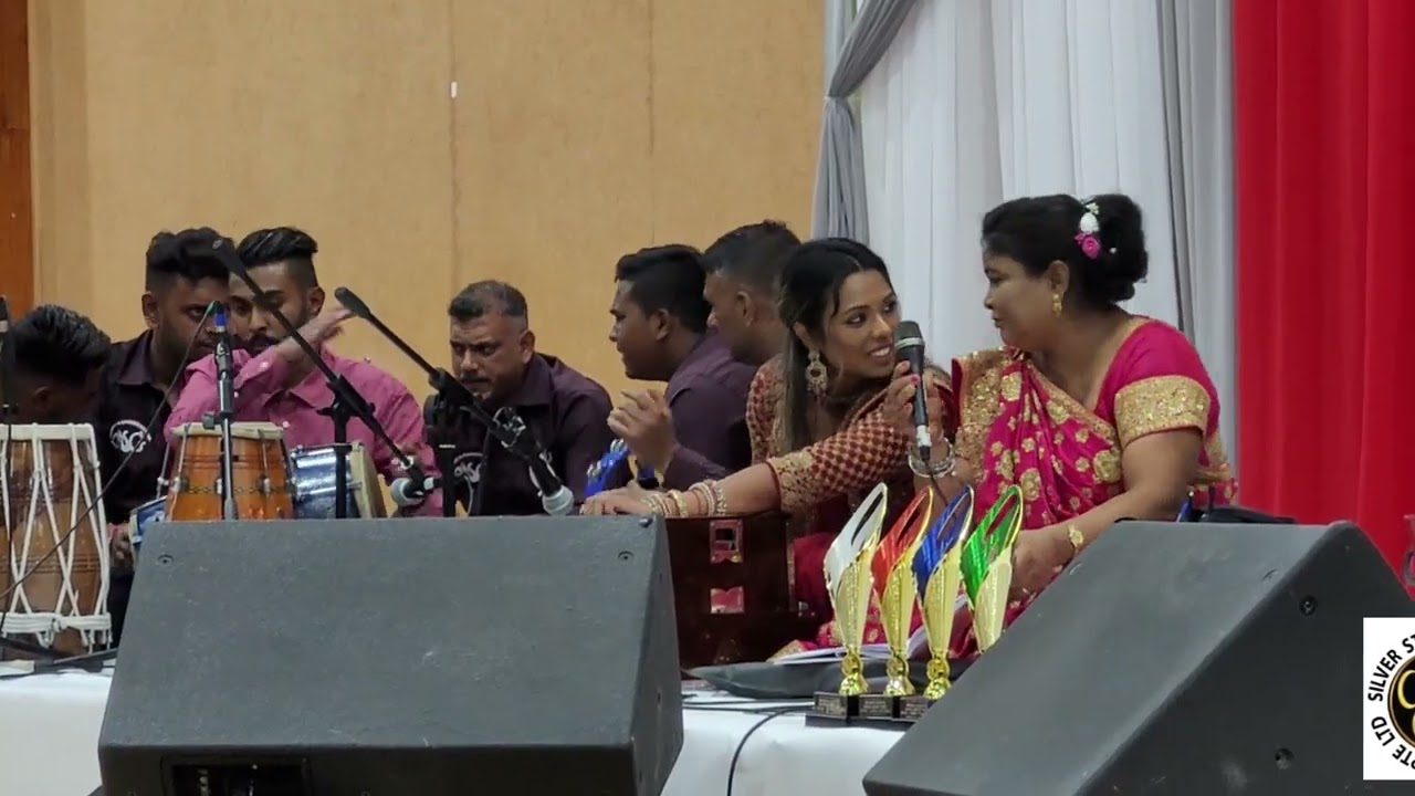Lokgeet from Madhu Lata Singh ,Harmonium by Shweta Chand ,Dholak by Shivneet Chand