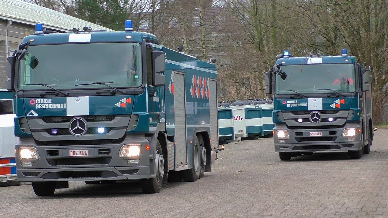 Tankwagens Civiele Bescherming Brasschaat met zwaailampen en sirene!