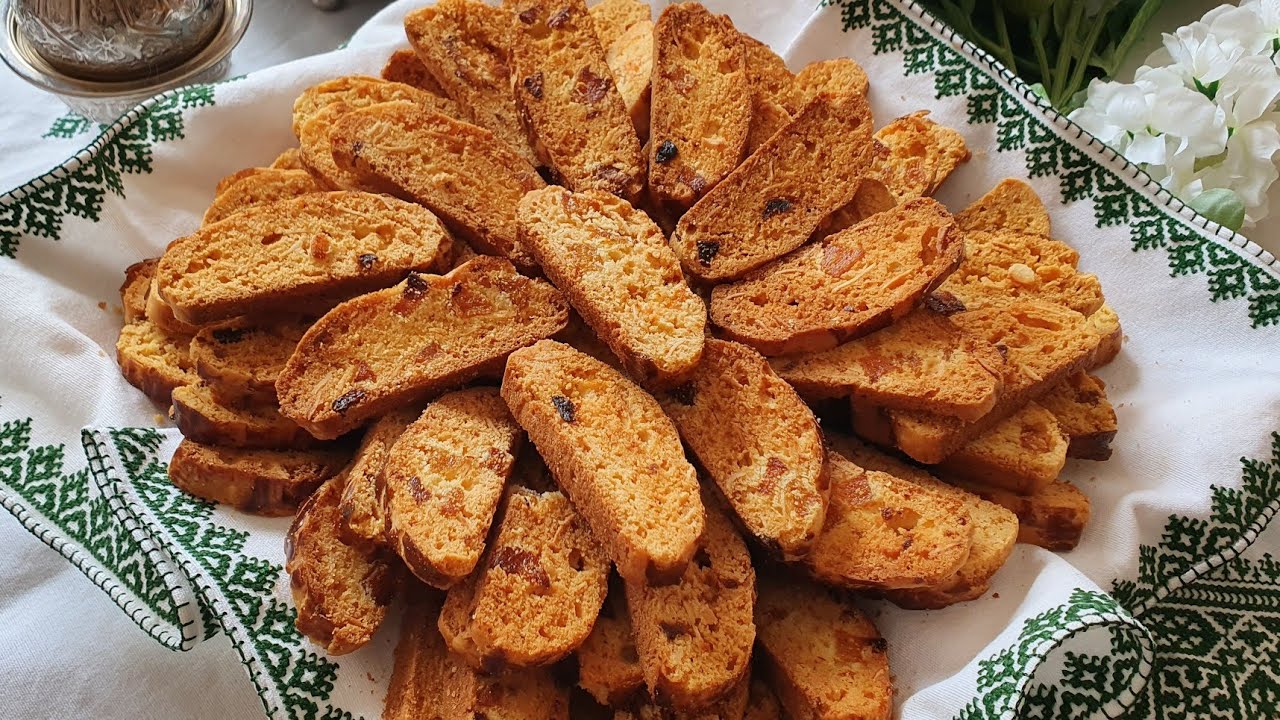 فقاص بالليمون و اللوز و المشماش الا مجربتيهش في هد العيد رك مجربتي وااالو 👌و غتبقاي بلا حلوة العيد 😁