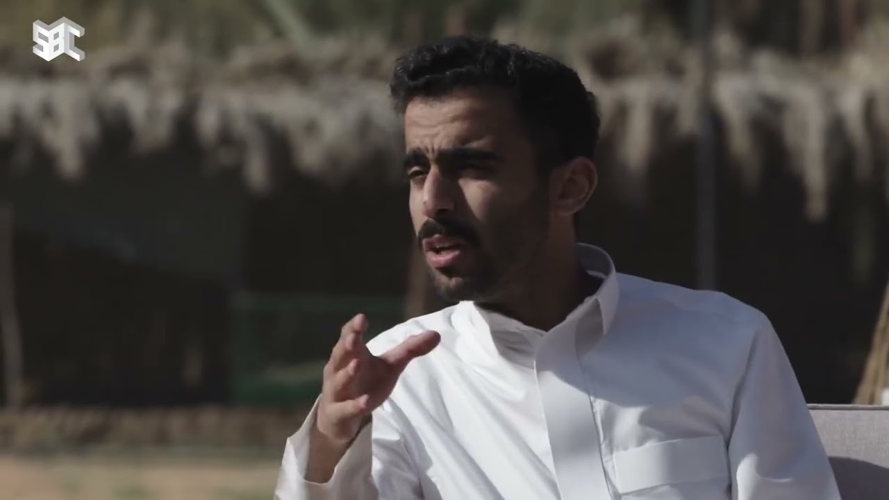 من بنغلادش إلى القصيم، تحوّل ميزان من الزراعة إلى ابتكار قطع فنية من جذوع النخل.