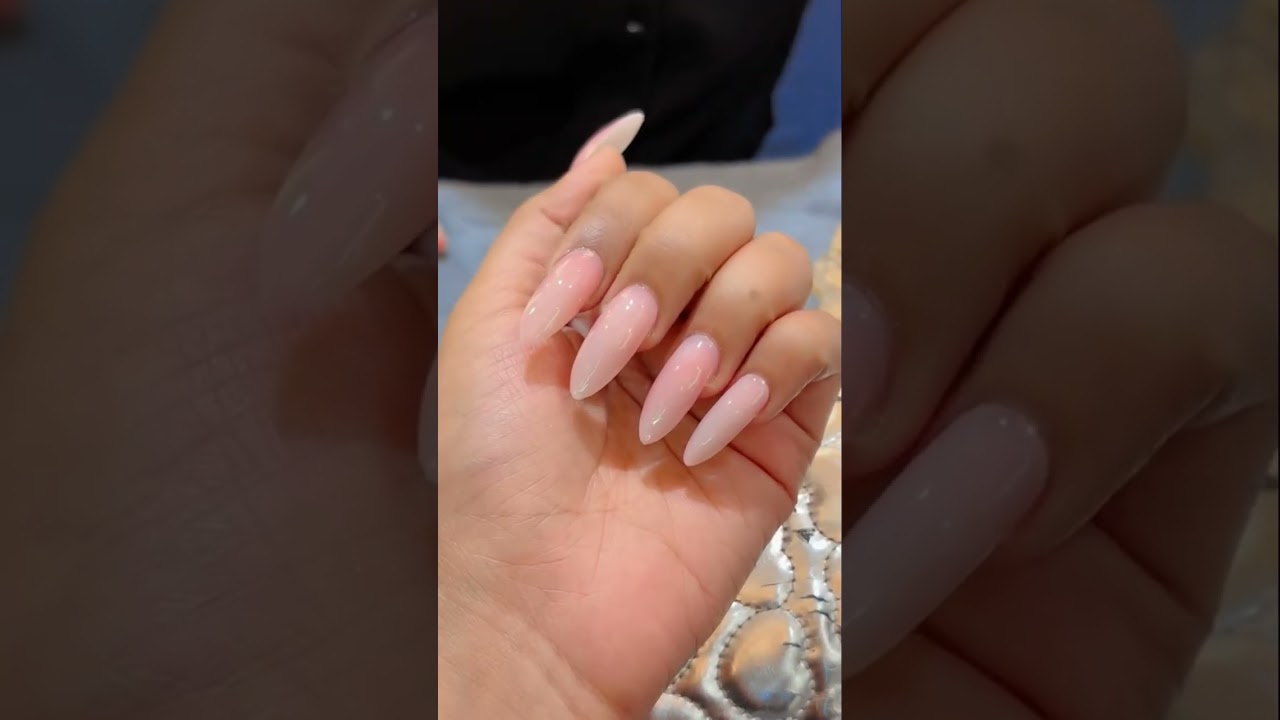 Simple gel paint 💅 #music #nails #nailartbykavu #nailart #naildesigns #nailinspo  ￼