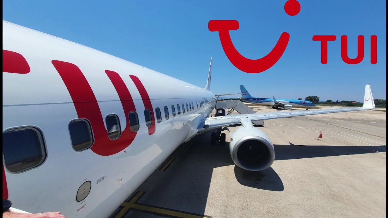 ALL WHITE LIVERY!!!! TUI Airways Boeing 737-8AS London Stansted - Kefalonia Full Flight! [G-TUKF]