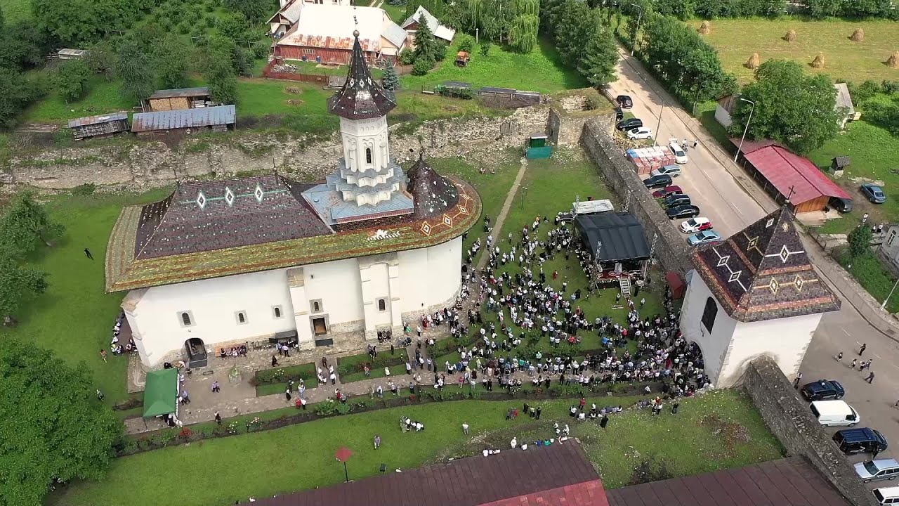 Hramul Mănăstirii Solca - prima sărbătorire după redeschidere