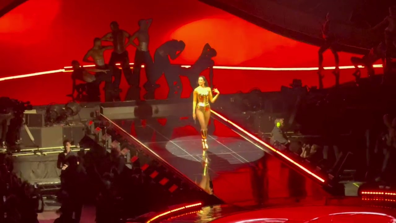 Dua Lipa Radical Optimism World Tour 2025 in Seattle, WA