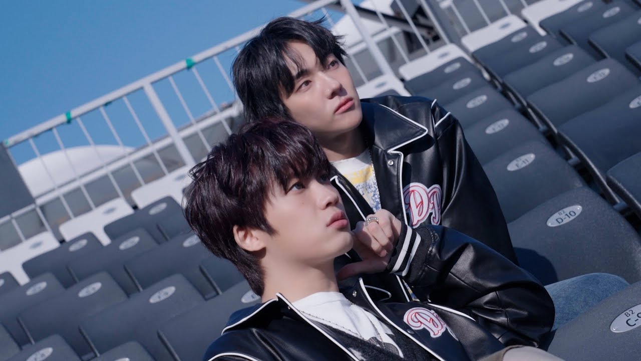 Jacket Behind The Scenes