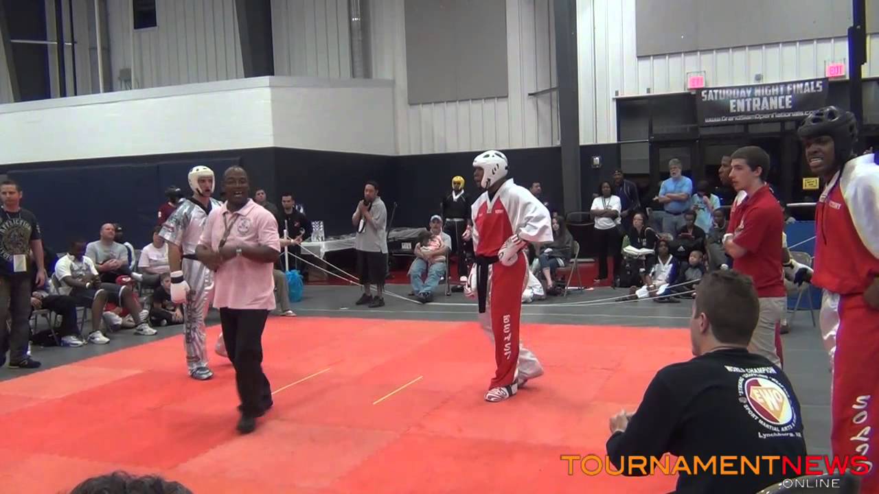 Team Kumite vs Team R2L Men's Team Fighting Round 3 at Grand Slam Open 2013