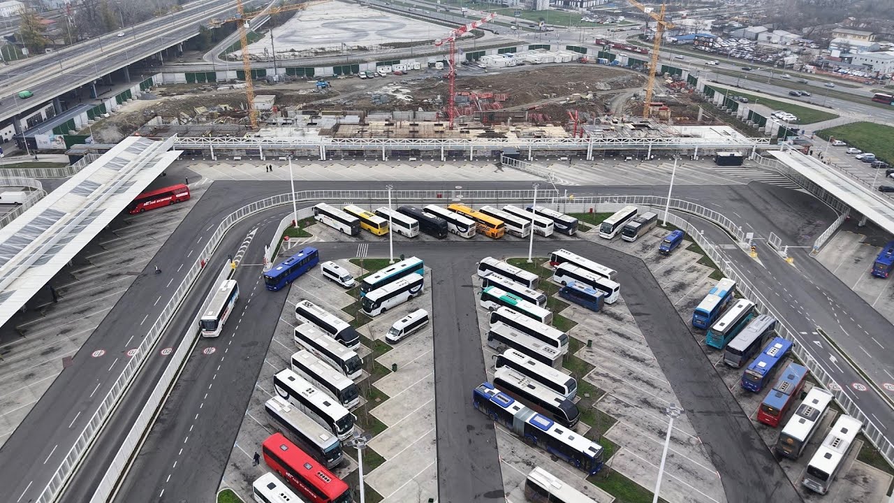 Izgradnja nove stanične zgrade autobuske stanice Beograd - dron snimak