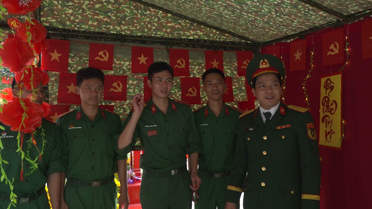 Không khí đón tết sôi nổi ở Trường SQTT