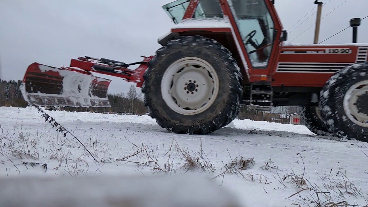Fiatagri 110-90 Turbo Pushing Snow