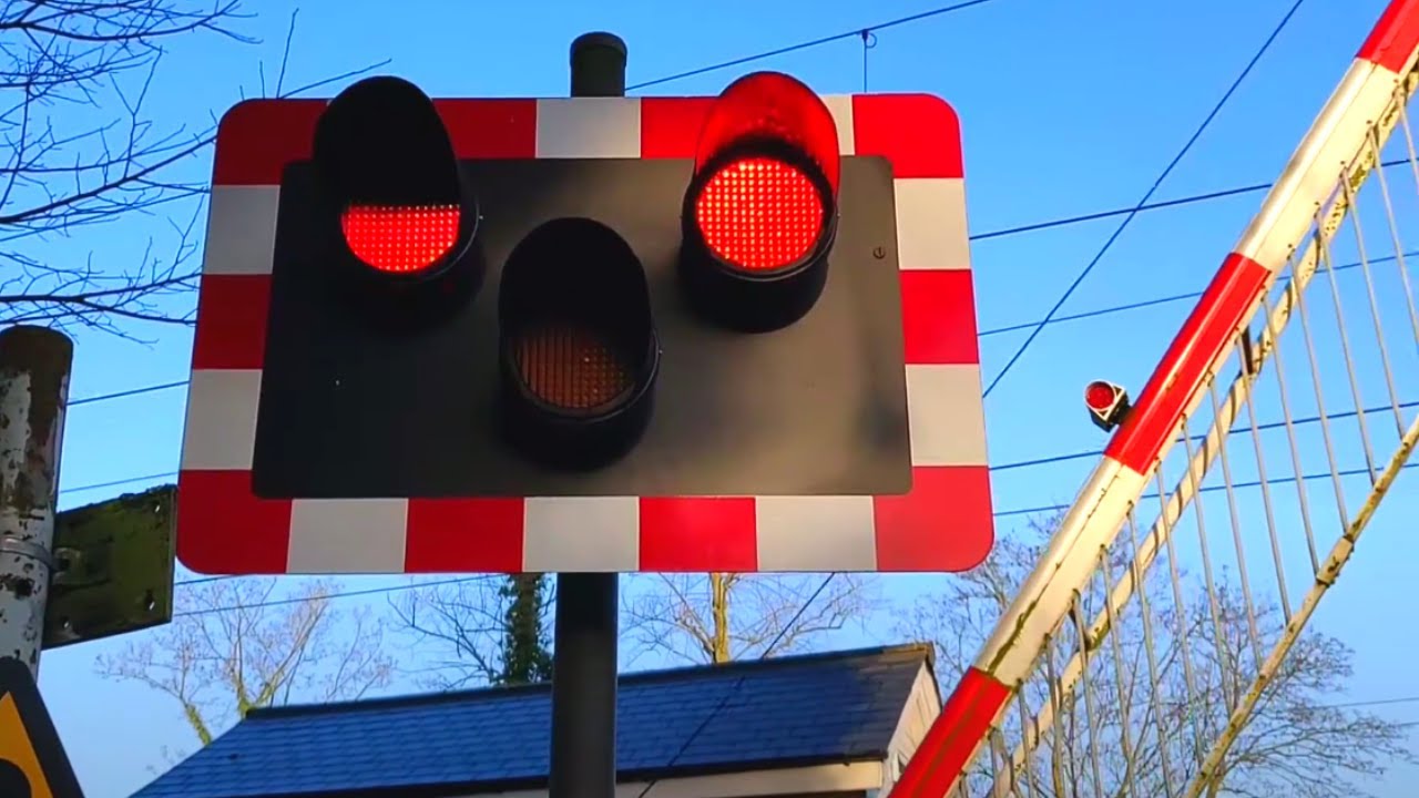 Faulty Alarm at Ingatestone Level Crossing, Essex