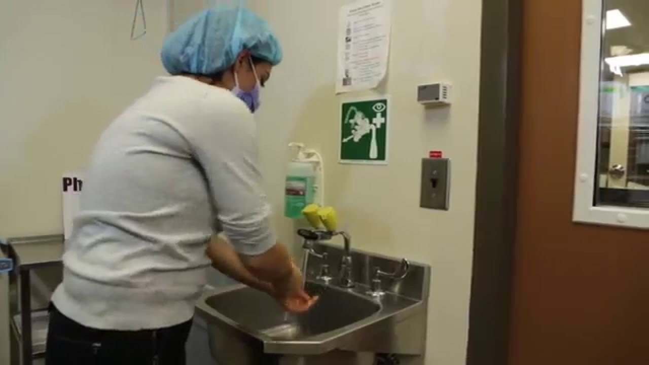 Technician OSPE Sterile Preparation (find the mistakes)