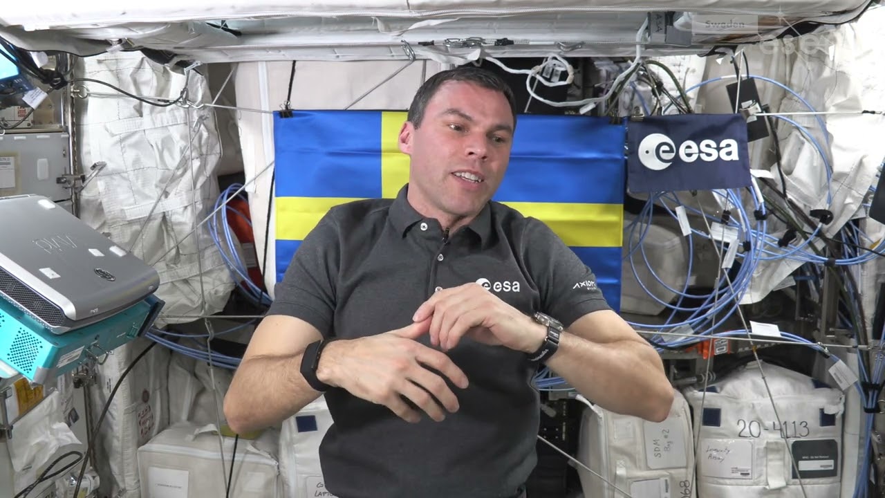 Marcus Wandt svarar på frågor om hur man blir astronaut