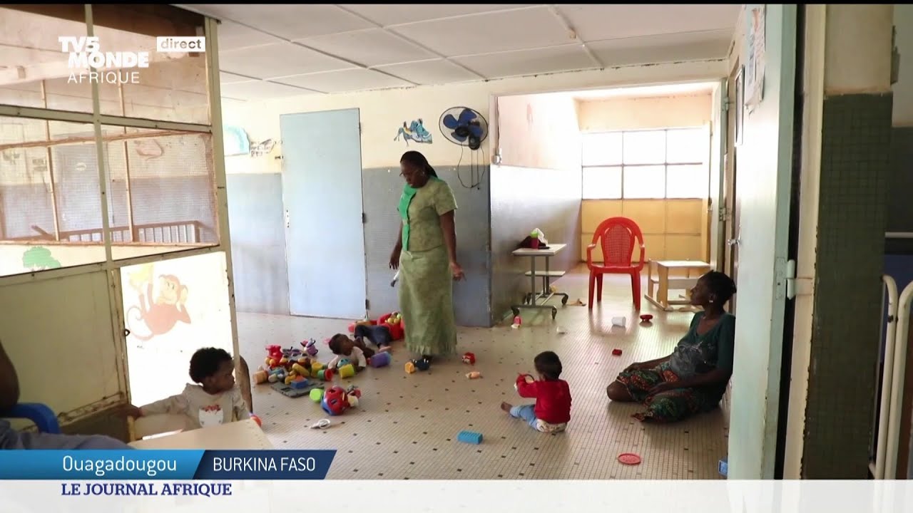 Burkina Faso : la France suspend les adoptions d'enfants