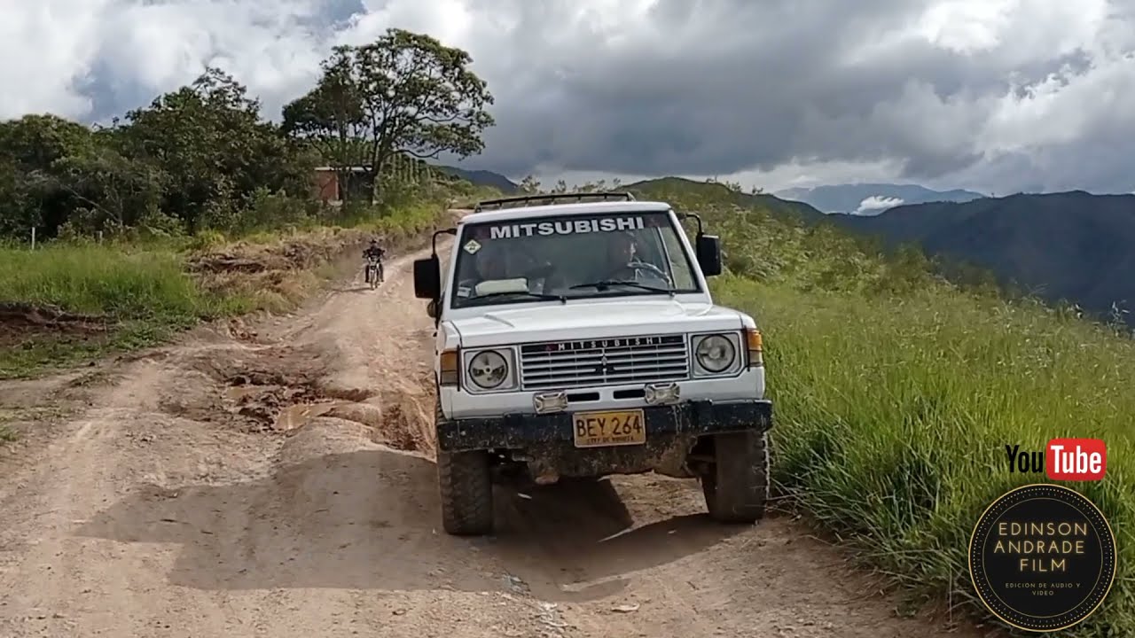 Montero Mitsubishi Estándar 2600 todoterreno camperos trochas colombianas