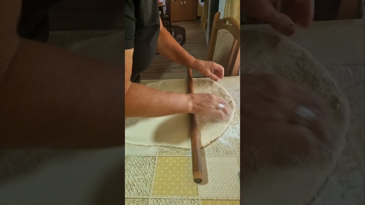 Grozdini Mačvanski listići, mačvanski specijalitet.