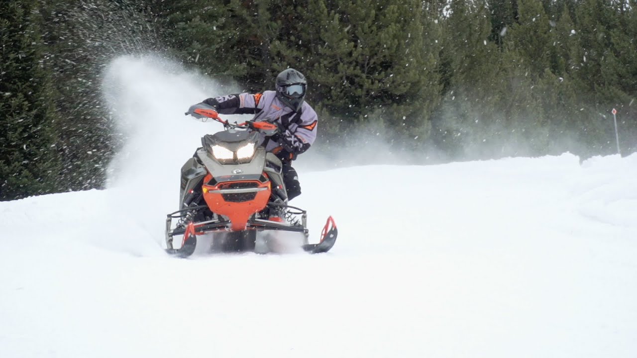 Ski-Doo MXZ XRS 850 2021 года