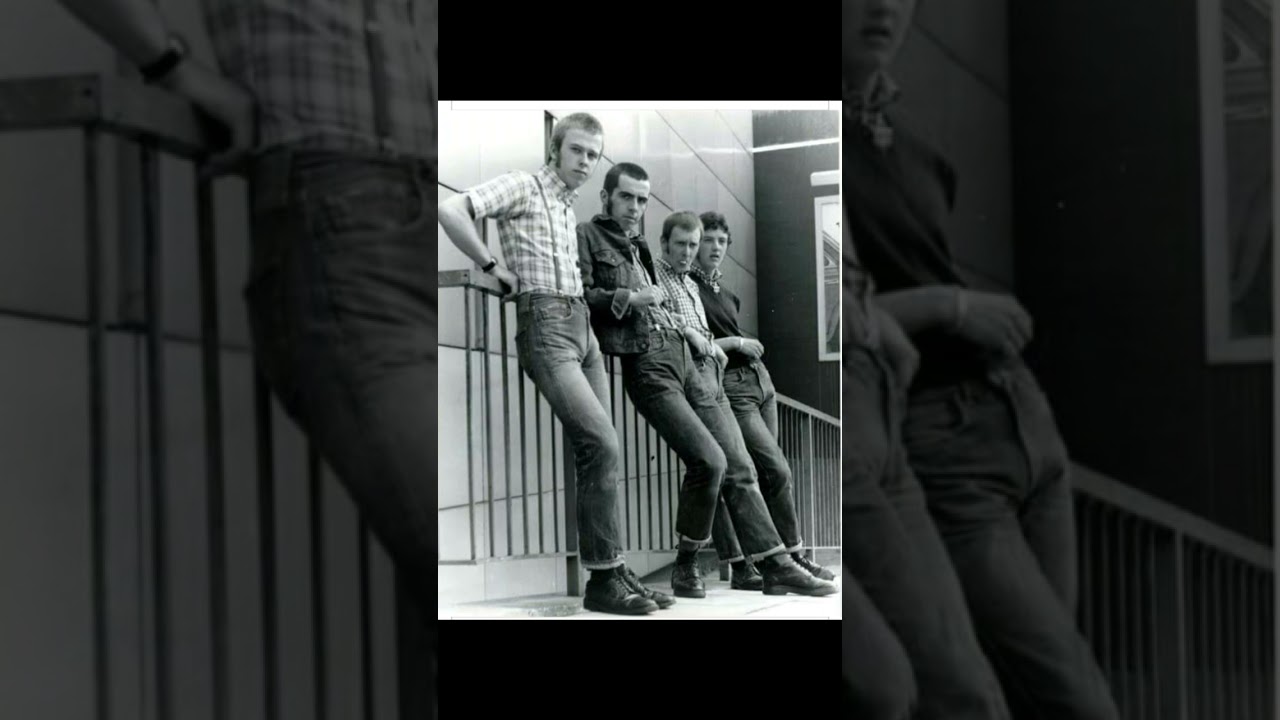 #skinheads#skinheadgirls#oi#punk#oneforall #streetpunk#punkrock#thewarriors