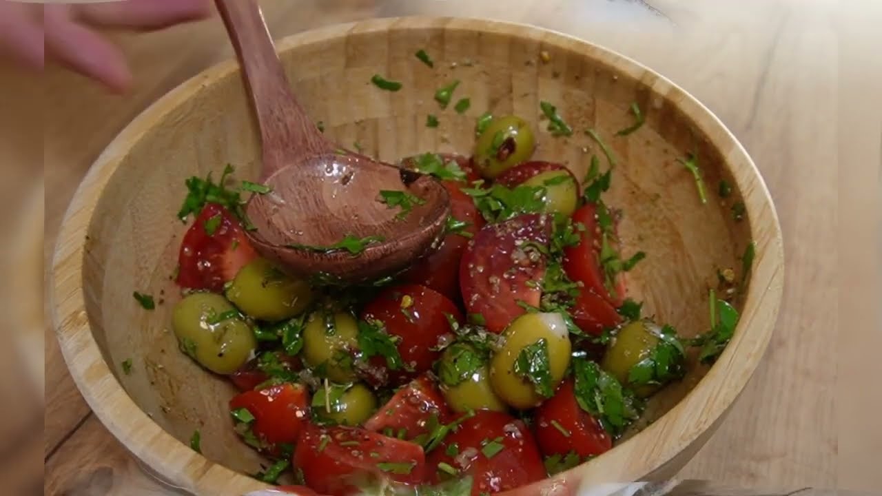 Simple and delicious summer Tomato salad
