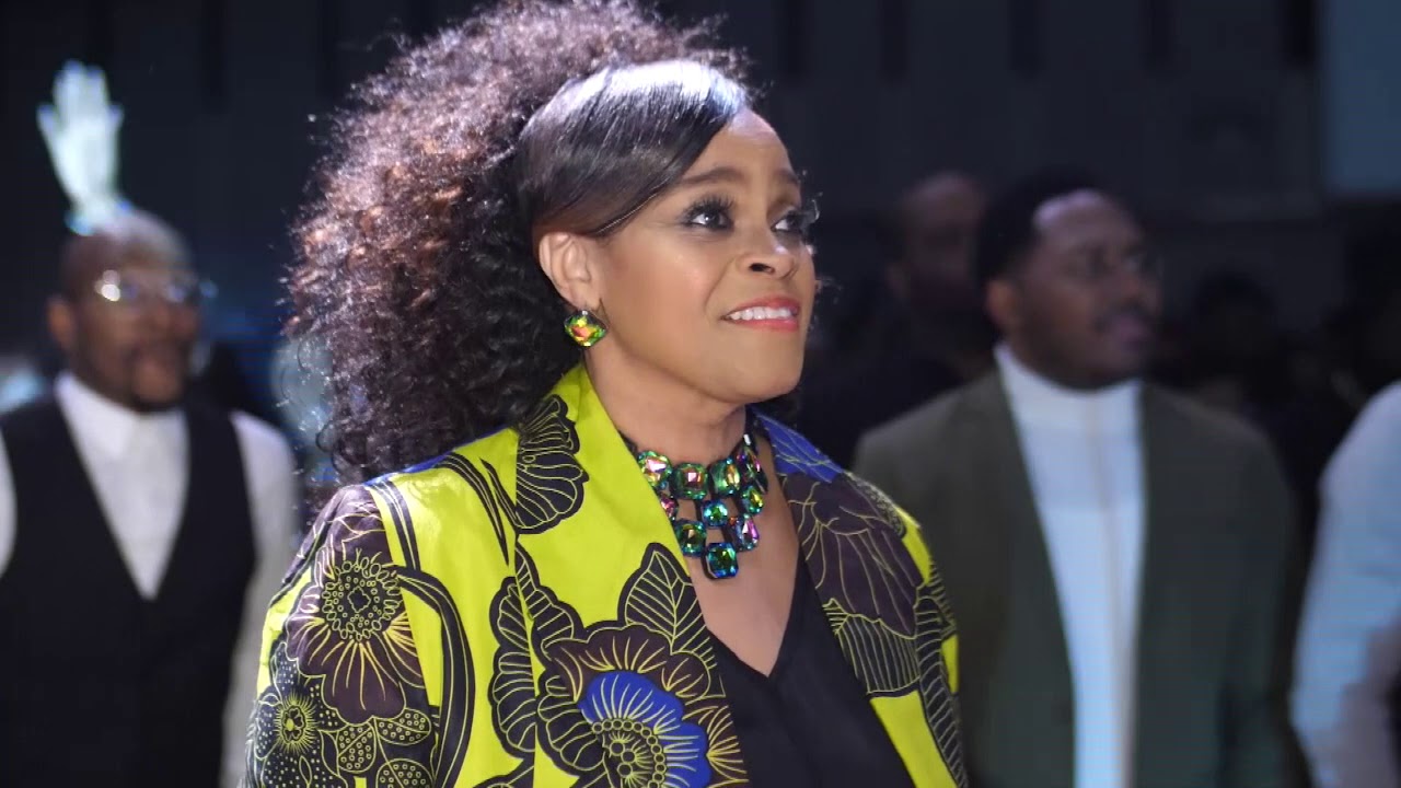 2019 Gospel Radio Awards Dorinda Clark Cole honors Karen Clark Sheard “My Words Have Power”