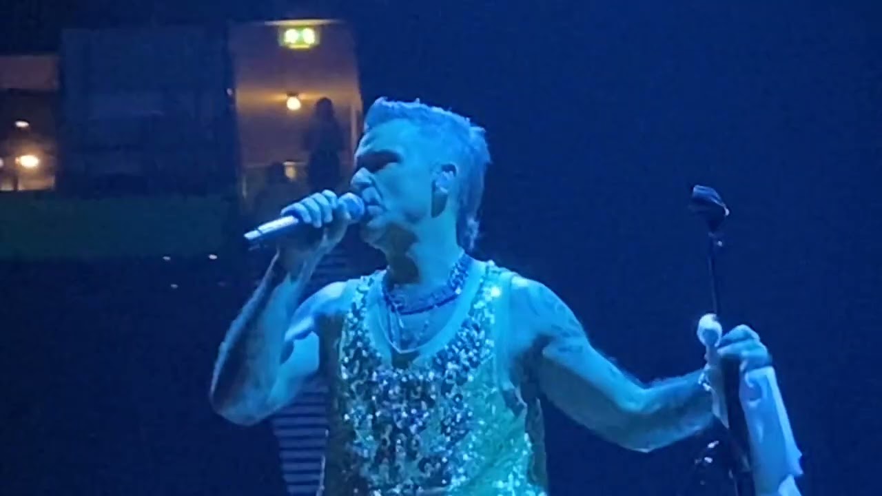 Robbie Williams- The Flood - Live in Manchester AO Arena 21/10/22