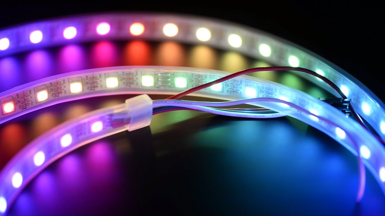 Cum sa montezi o banda LED pt lumina de ambianta sub birou sau unde vrei tu!