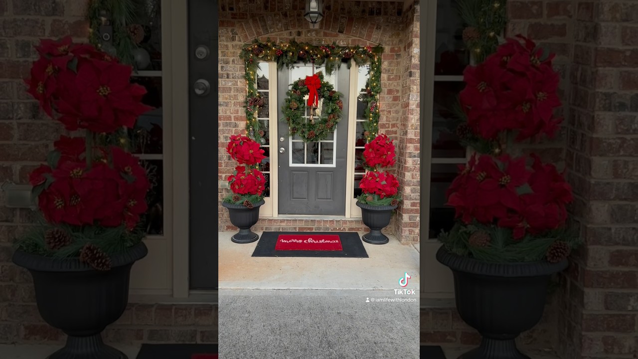 Christmas Porch Decor Ideas / Decorate With Me