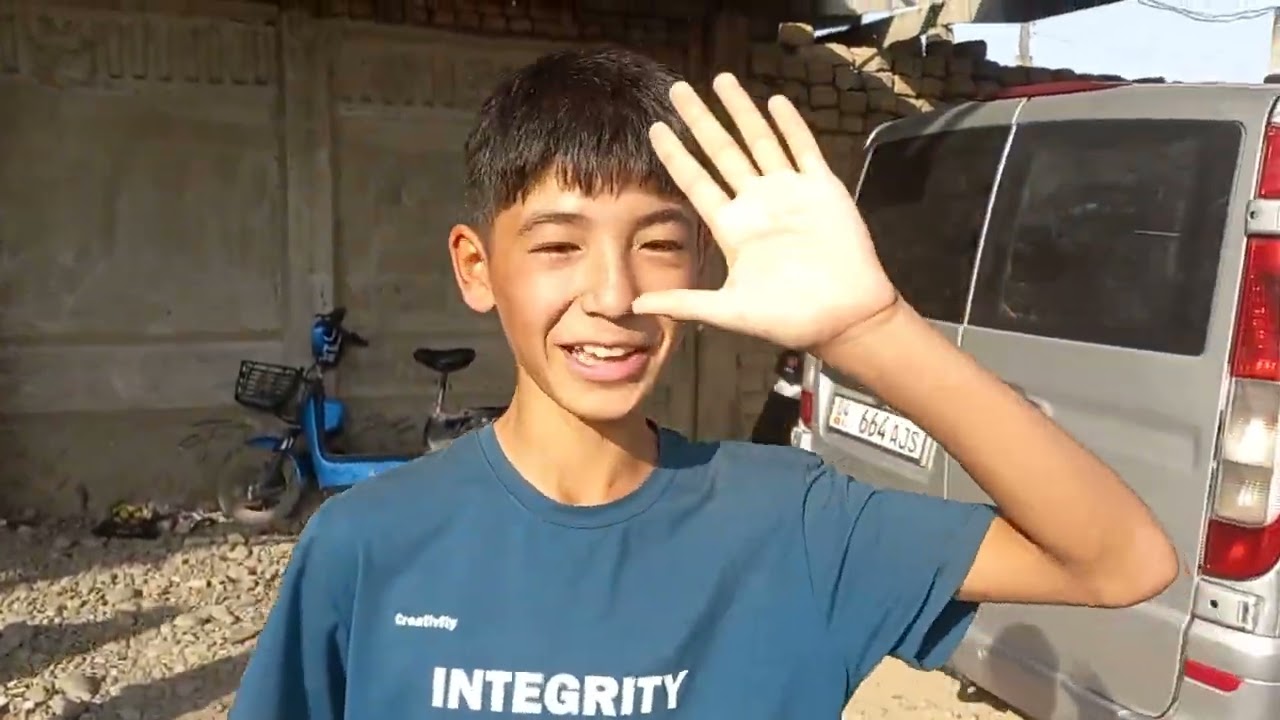 Птичий рынок,  Базар-Коргон 7 сентября 