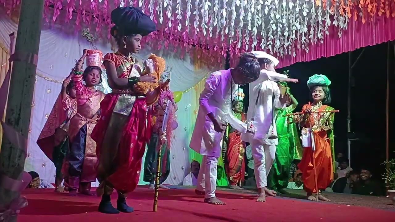 बुरगुंडा... सांस्कृतिक कार्यक्रम.... जिल्हा परिषद शाळा तरोडा 