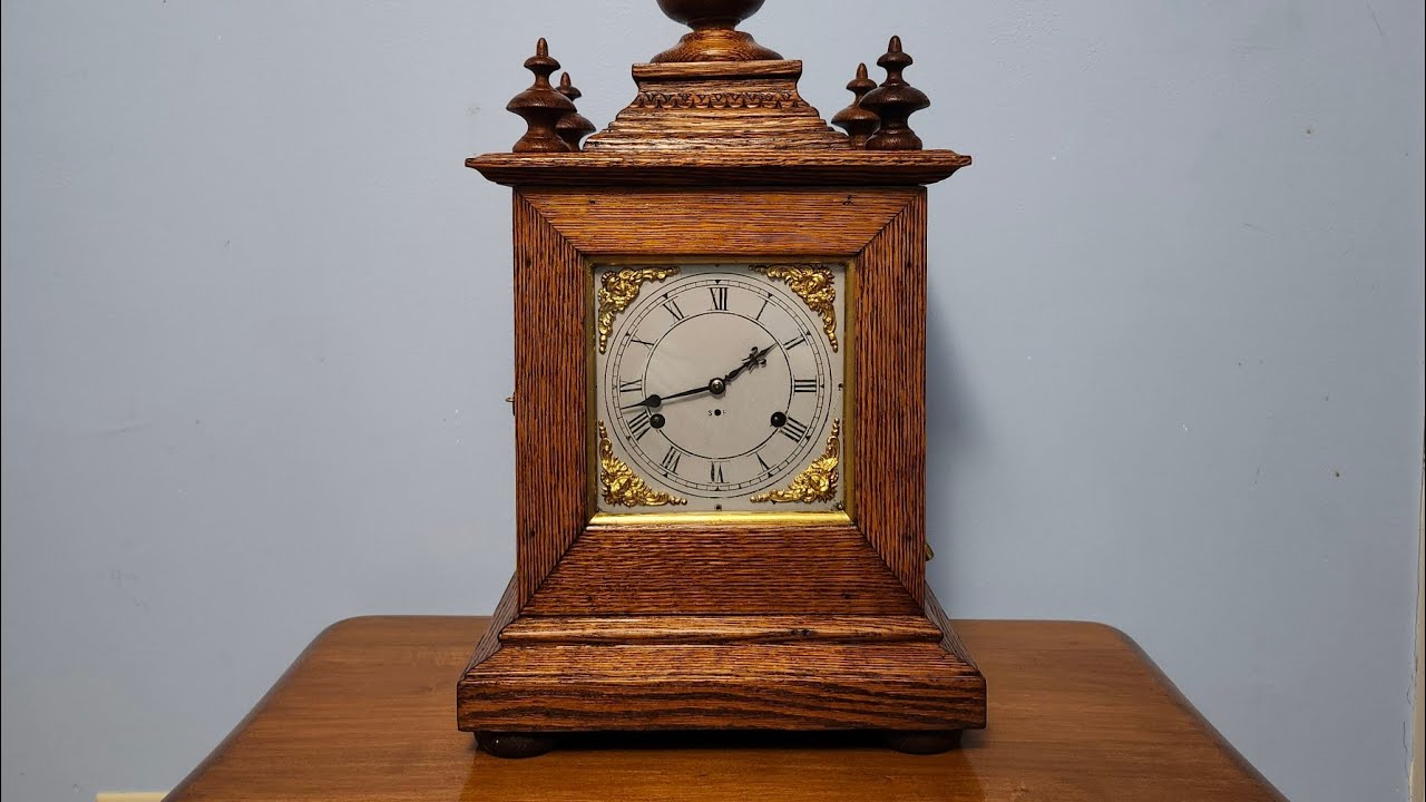 New Haven/Willcock Westminster Chime Bracket Mantel Clock with 5 Gongs