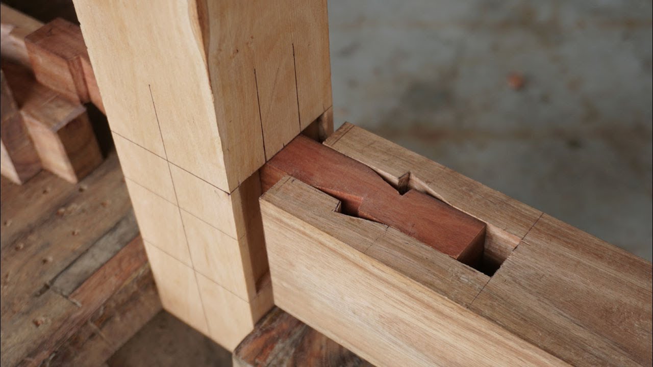 Amazing Connecting Levers Arm Japanese Technique ,Skillful Hand Cutting Joints Of Carpenter
