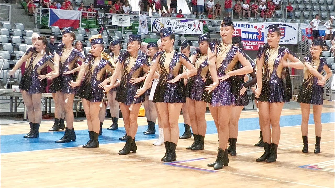 Majorettes PLESNI KLUB A ZAGREB / defilè Baton Classic sen,  Zadar 2023 Majorette World Championship