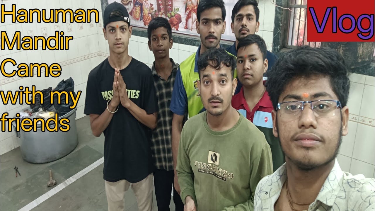 I went hanuman mandir with my friends😍
