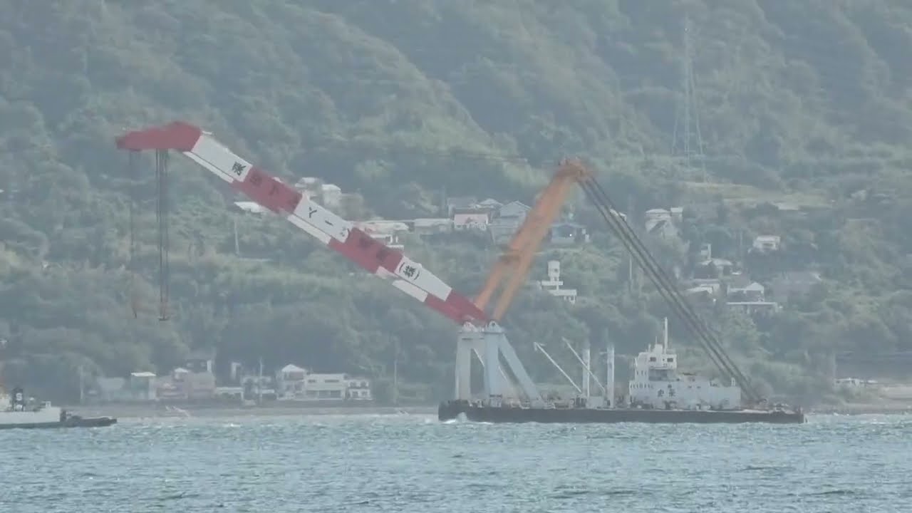 Floating crane KOEIGO 10 2025