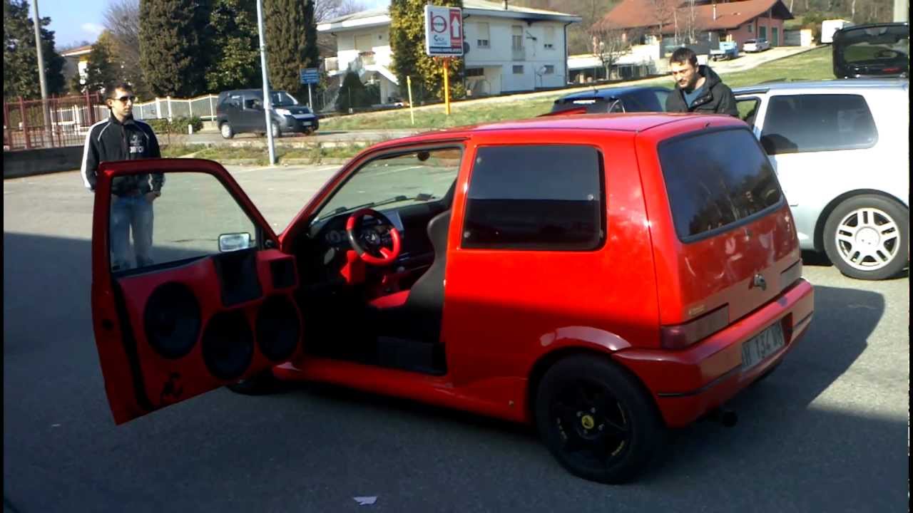 Fiat Cinquecento fronte da urlo