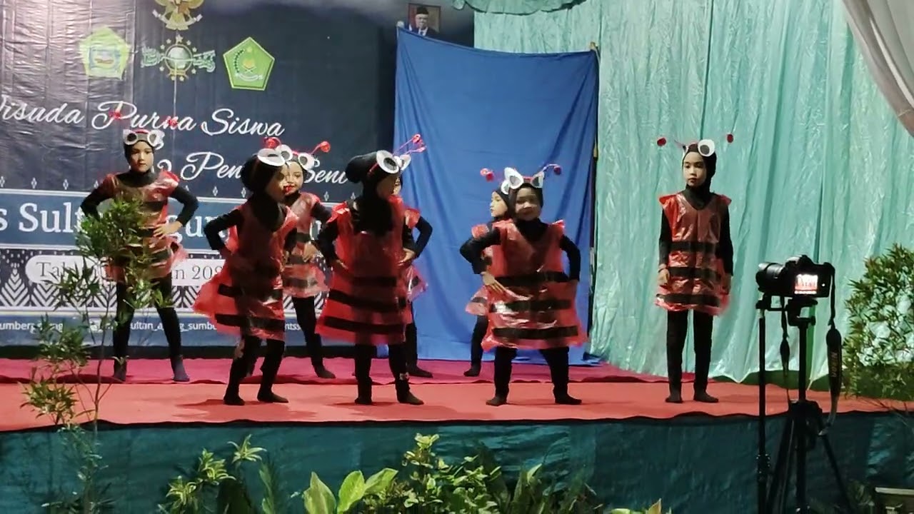Penampilan Rajabi dan kawan2 waktu TK