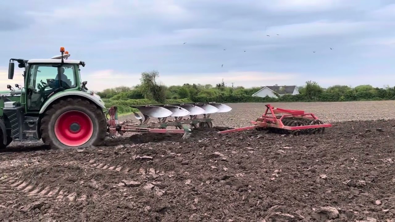 724 ploughing and pressing for spring barley