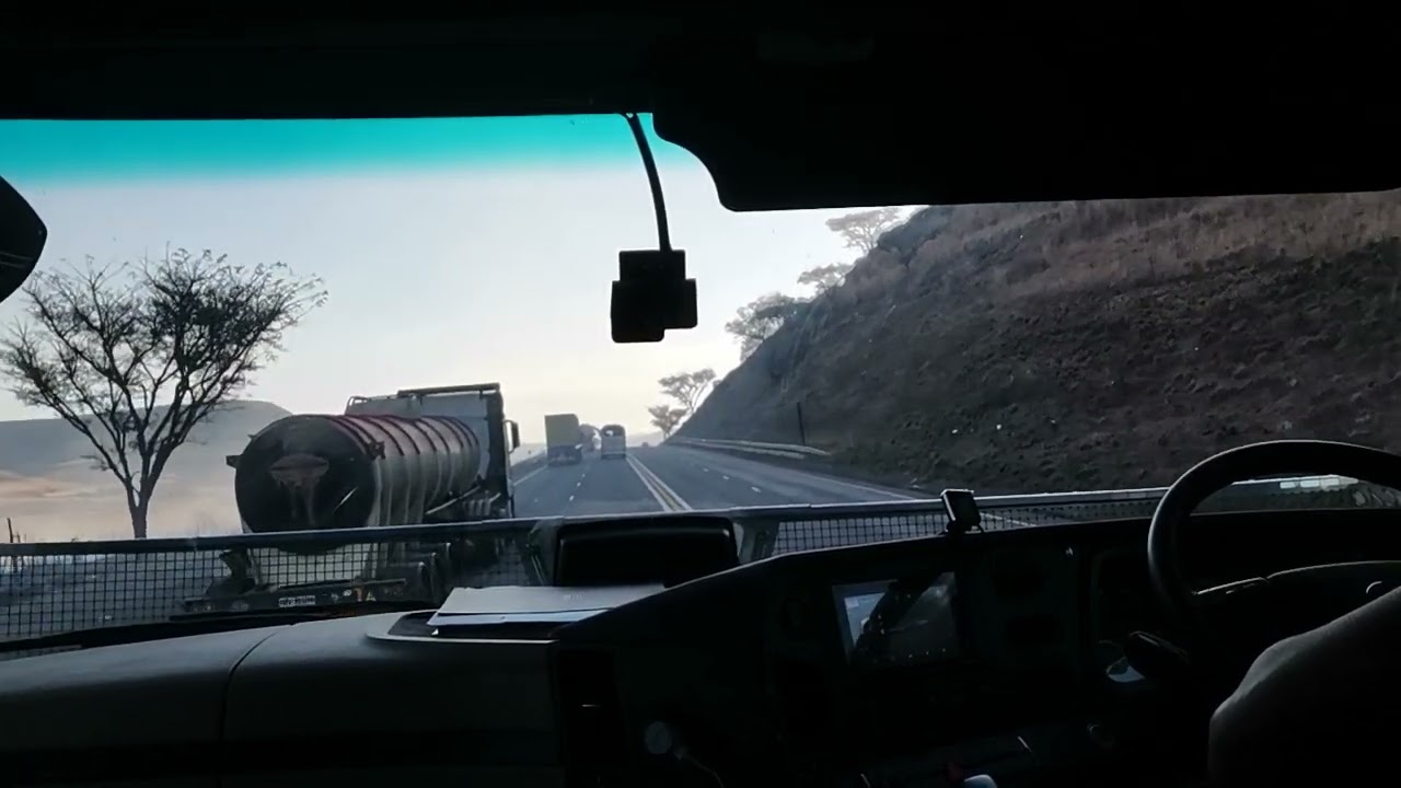 Trucks burning on Van Reenen Pass🚛🇿🇦WLMF