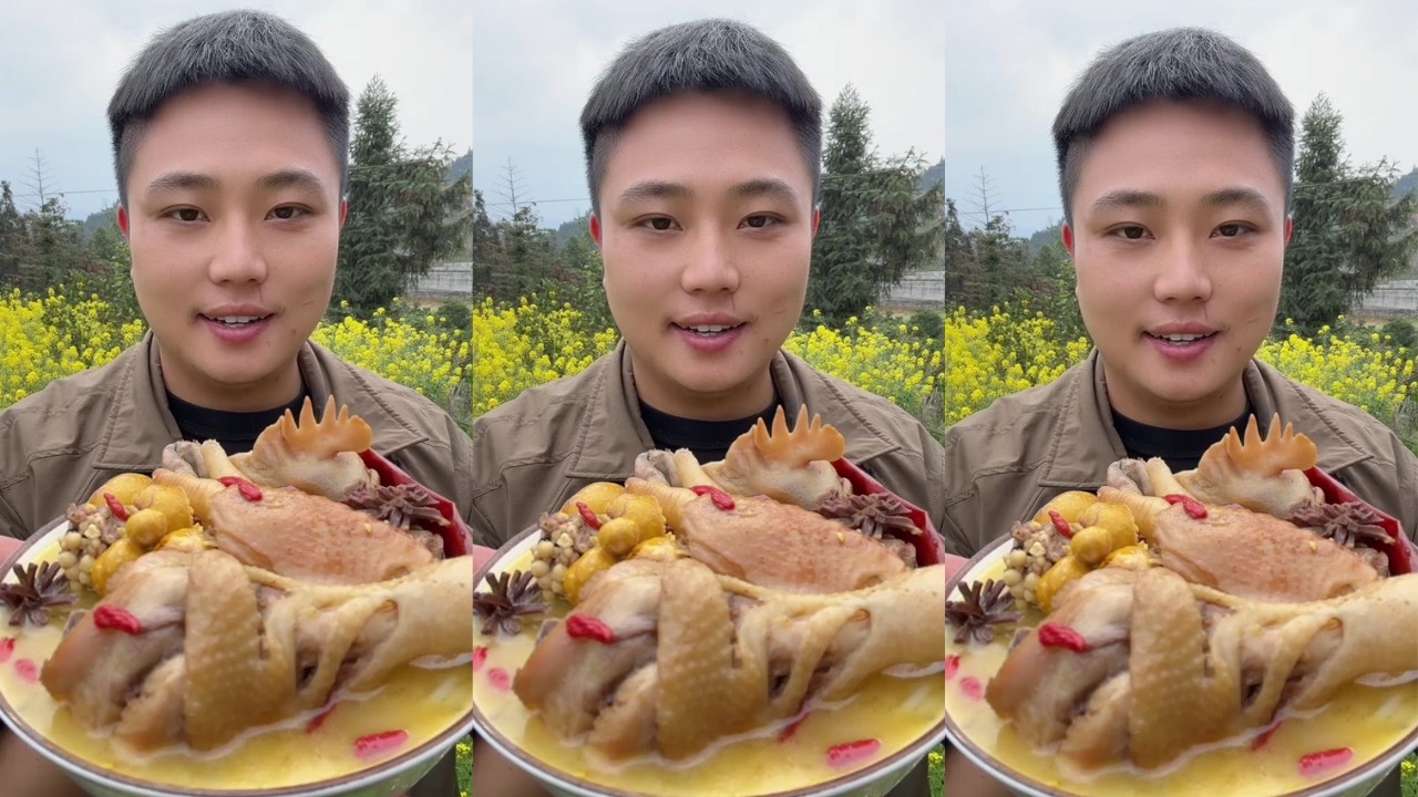 Rural Food Eating Show: Home-Style Chicken Soup &ndash; Really Delicious