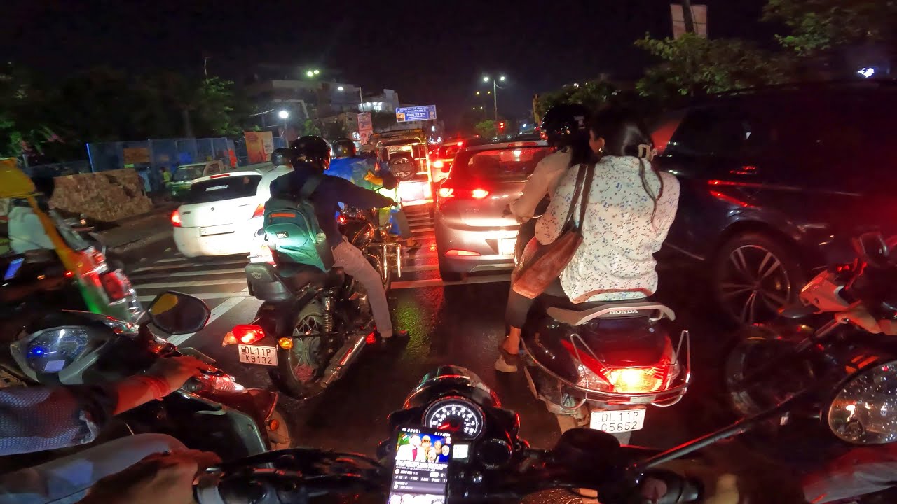 4K Night Drive Delhi | Monsoon Rain & Traffic Vibes